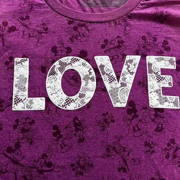 Disney Store Mickey & Minnie all over print purple Love t-shirt size medium - Picture 6 of 7